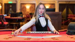 Pengguna dewasa membuka Joker Poker MH